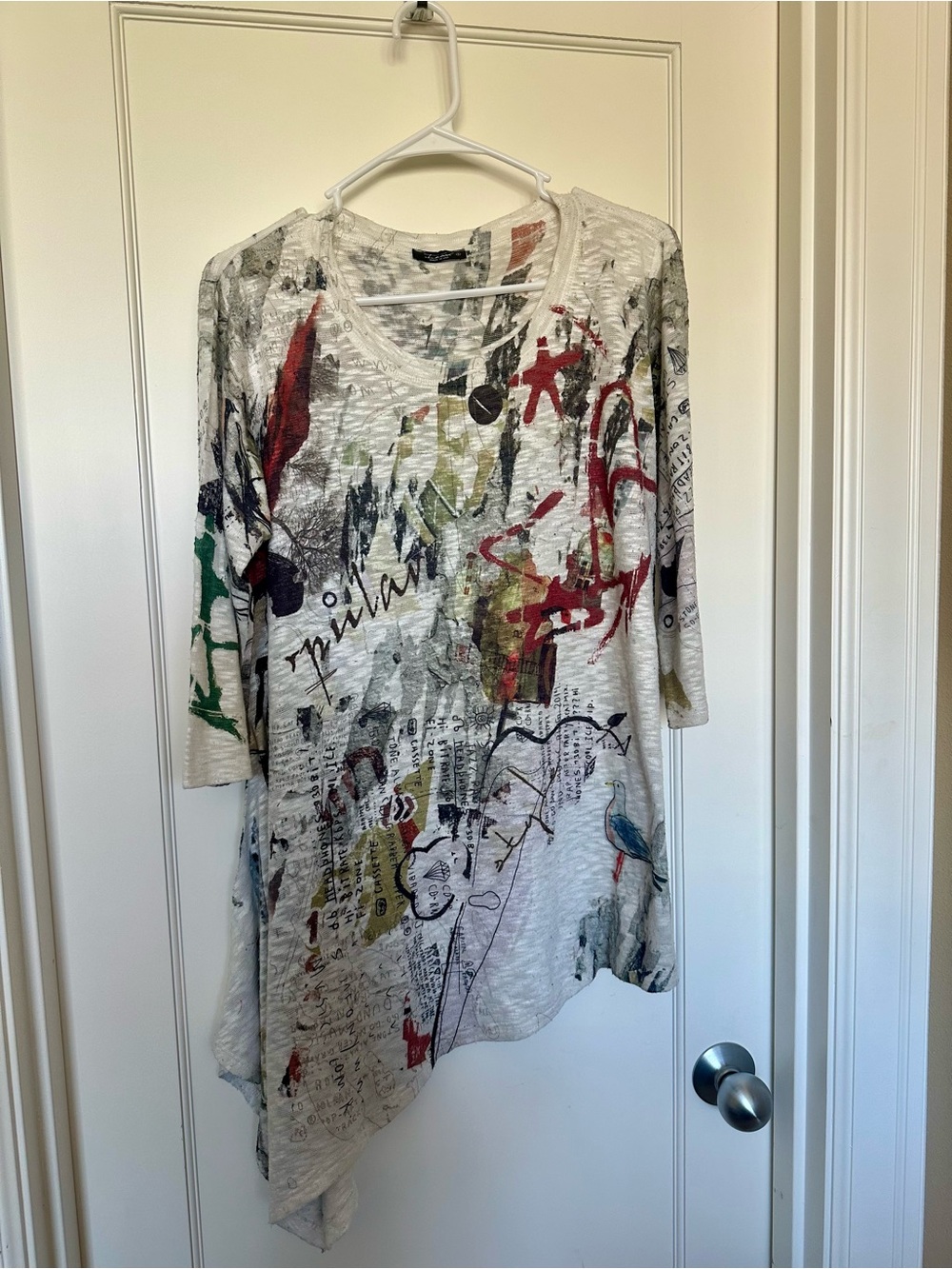Inoah Abstract Print Asymmetric Hem Women's Top - Beige Multi